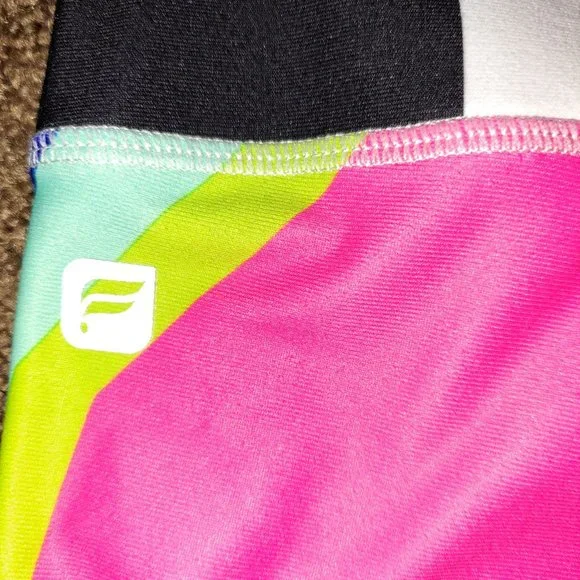 Fabletics Powerhold Salar Capri Women's Large Colorful 80's Print - Picture 3 of 9